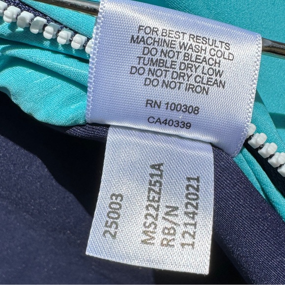 Peter Millar Crown Sport Hyperlight Fuse Hybrid Vest - GARDEN CITY GOLF CLUB - Picture 15 of 15